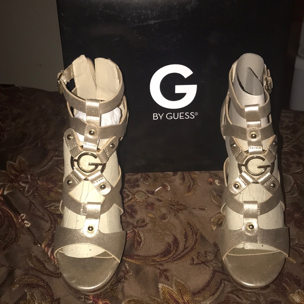 Guess Wedges - Picture 2 of 2